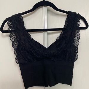 bebe Black cropped tank